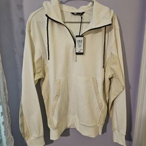 Foot Locker cream colored Quarter zip hoodie! Beautiful. Small and Medium
